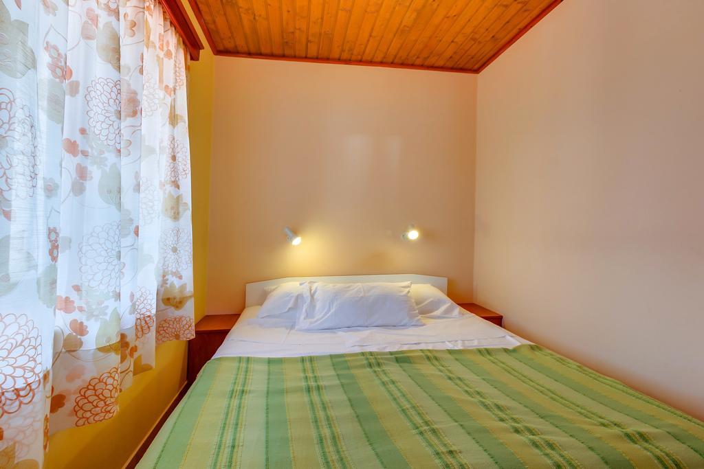 Apartments Josip & Maria Veli Lošinj Екстериор снимка