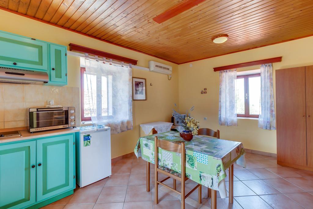 Apartments Josip & Maria Veli Lošinj Екстериор снимка